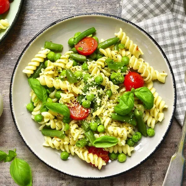 Vegetarian Fusilli Primavera